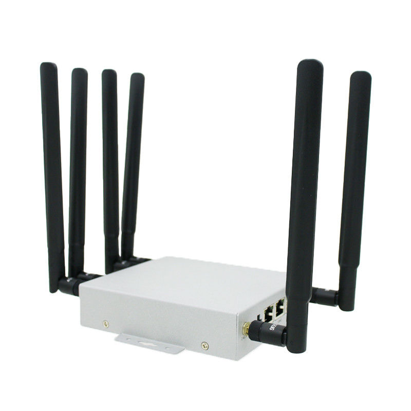 Gigabit Unlocked 5G Industrial Router On Board Power Supply